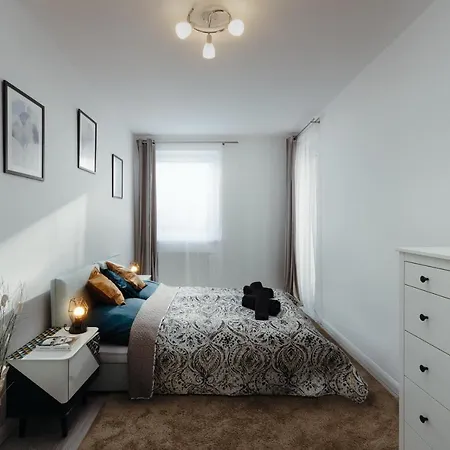 Var-lak Apartment *